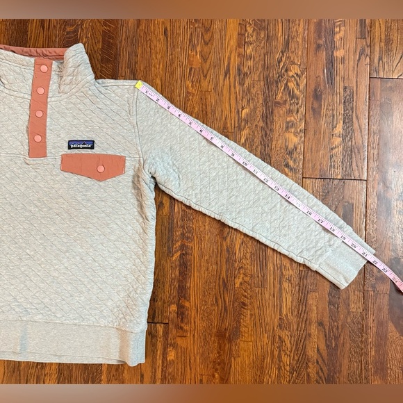 PATAGONIA W’s Organic Cotton Quilt Snap-T Pullover in Gray and Coral Size Small - Picture 6 of 7